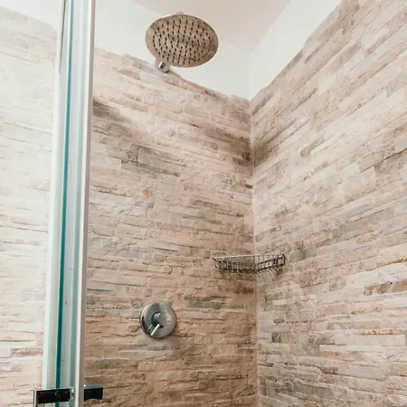Re - Lakeside L&b Апартаменты Бавено
